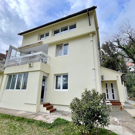 קוטור Apartments Lav מראה חיצוני תמונה