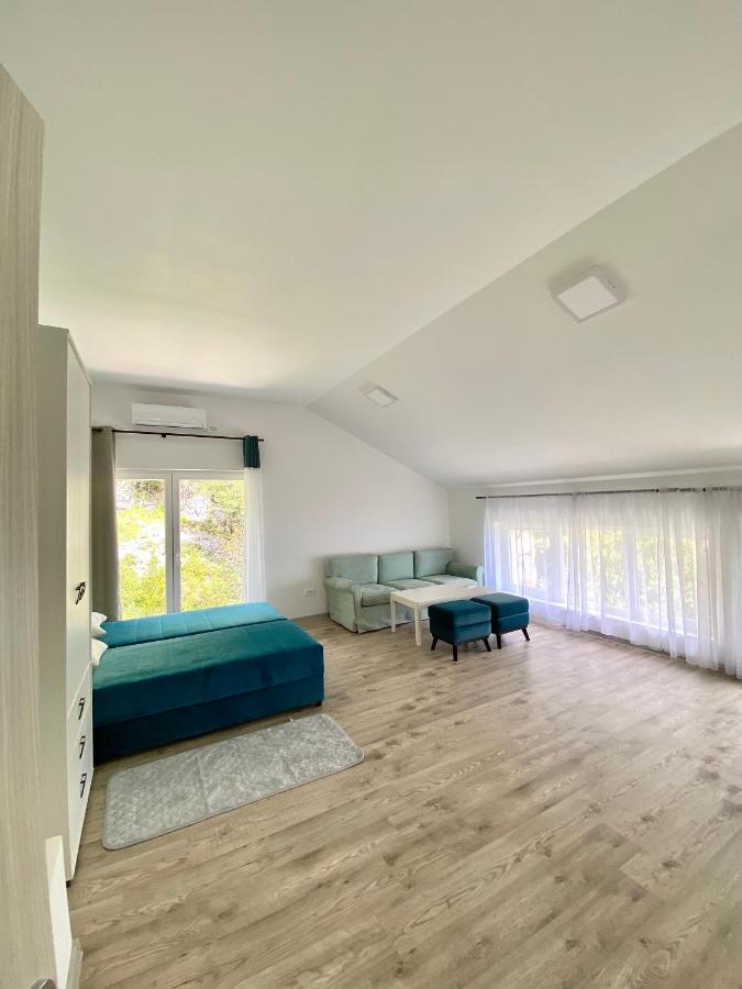 קוטור Apartments Lav מראה חיצוני תמונה