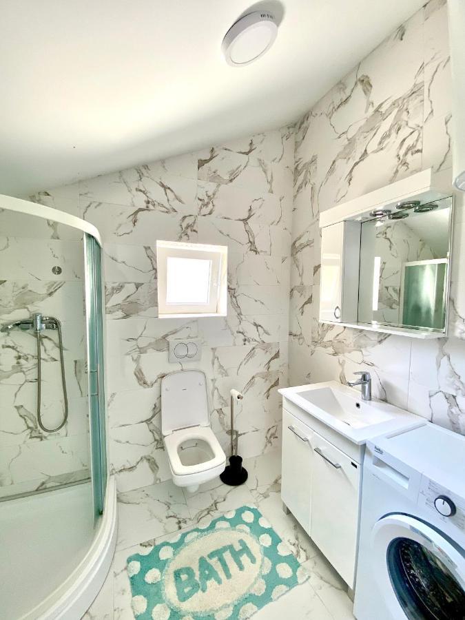 קוטור Apartments Lav מראה חיצוני תמונה