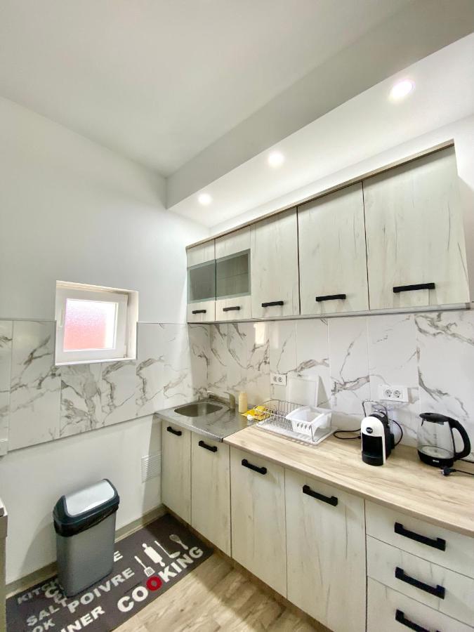 קוטור Apartments Lav מראה חיצוני תמונה
